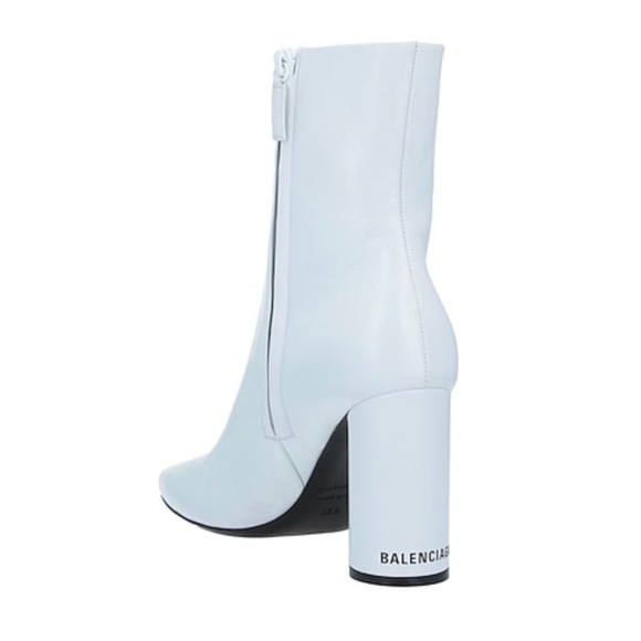 Balenciaga Shoes - ⭐️HOST PICK⭐️ Balenciaga White Ankle Boots
